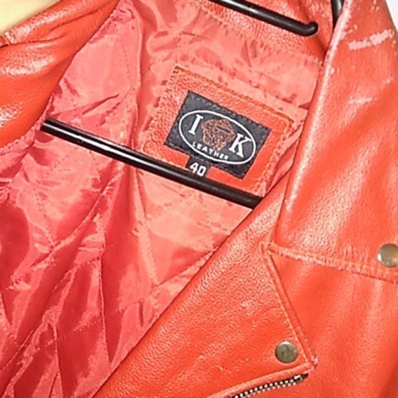 Vintage Cherry Red LEATHER BIKER JACKET - Picture 4 of 7